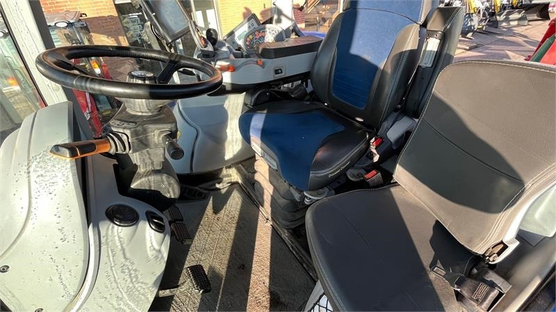 New Holland T7.315 HD AutoComand - 拖拉机:图5 New Holland T7.315 HD AutoComand - 拖拉机:图5