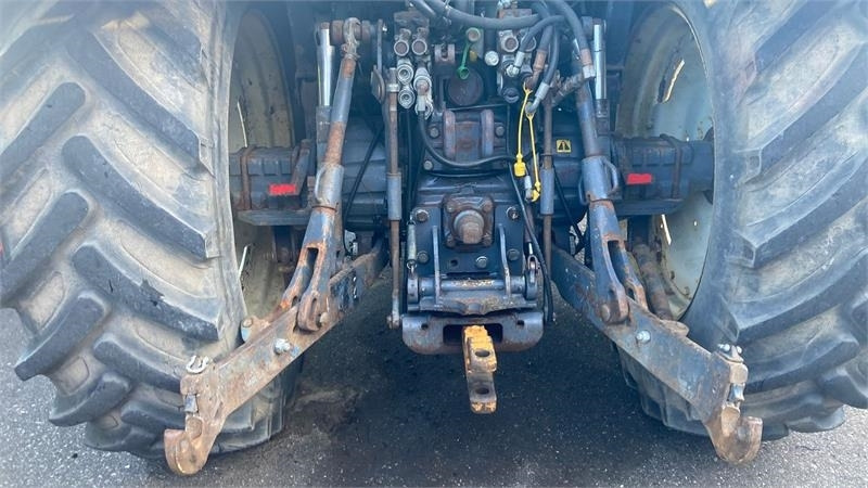 New Holland TS115 - 拖拉机:图4 New Holland TS115 - 拖拉机:图4