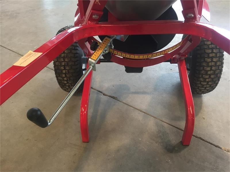 Rondini SPM 50 - 撒沙机/ 撒盐机 适用于 市政/ 专用车辆:图5 Rondini SPM 50 - 撒沙机/ 撒盐机 适用于 市政/ 专用车辆:图5