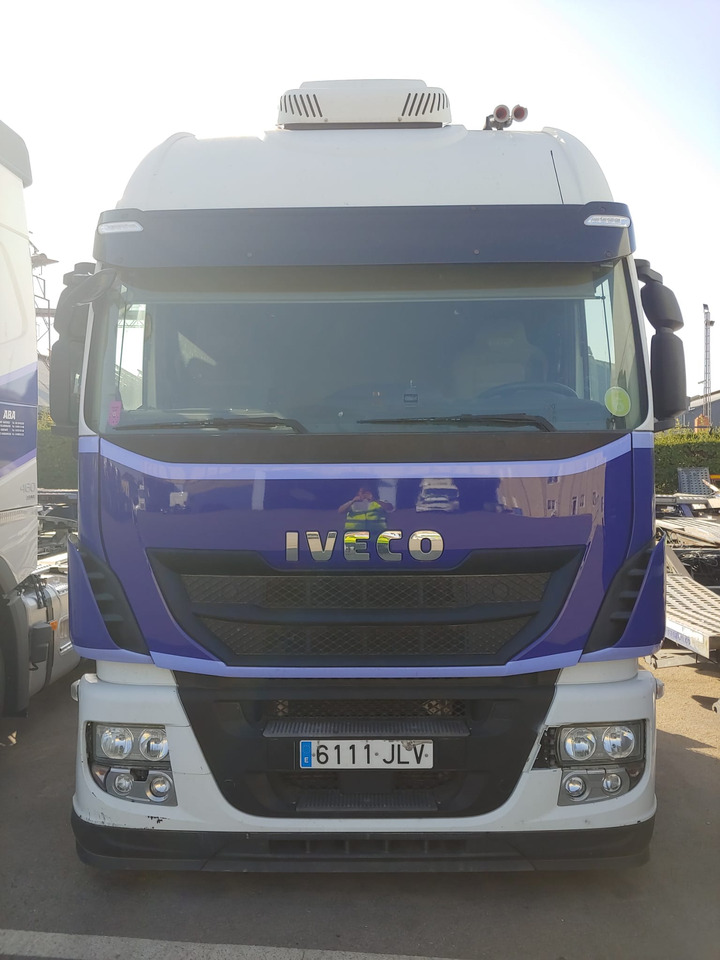 IVECO AS190S50FP - 驾驶室底盘卡车:图1 IVECO AS190S50FP - 驾驶室底盘卡车:图1