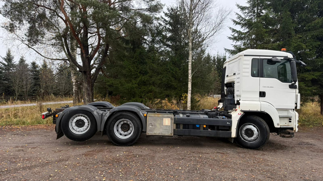 Man TGS 26.360 6X2-2 BL - 驾驶室底盘卡车:图2 Man TGS 26.360 6X2-2 BL - 驾驶室底盘卡车:图2