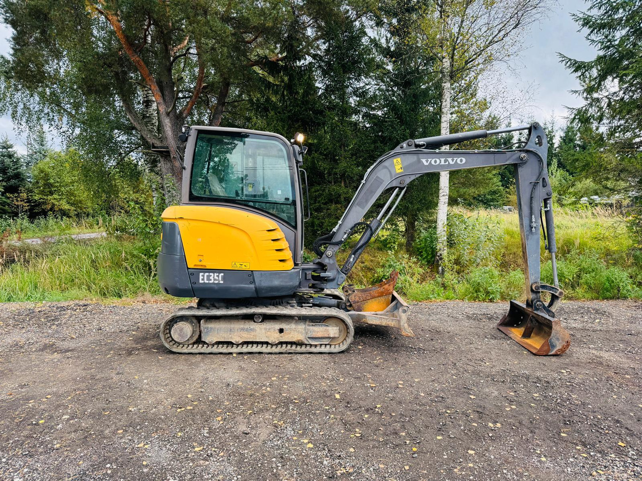 VOLVO EC35C - 小型挖掘机:图5 VOLVO EC35C - 小型挖掘机:图5