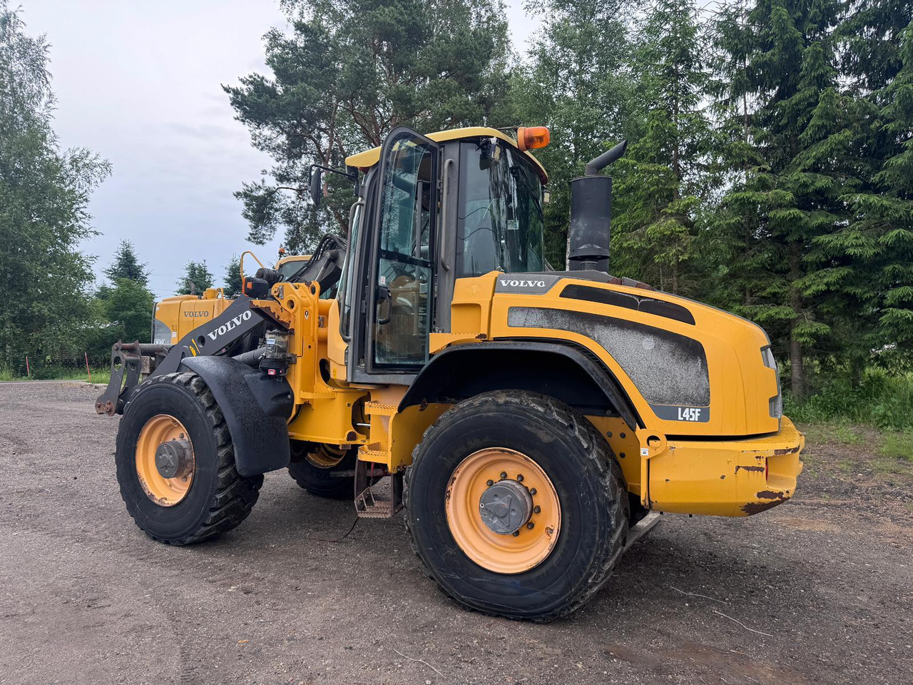 Volvo L45F-TP/S - 轮式装载机:图2 Volvo L45F-TP/S - 轮式装载机:图2