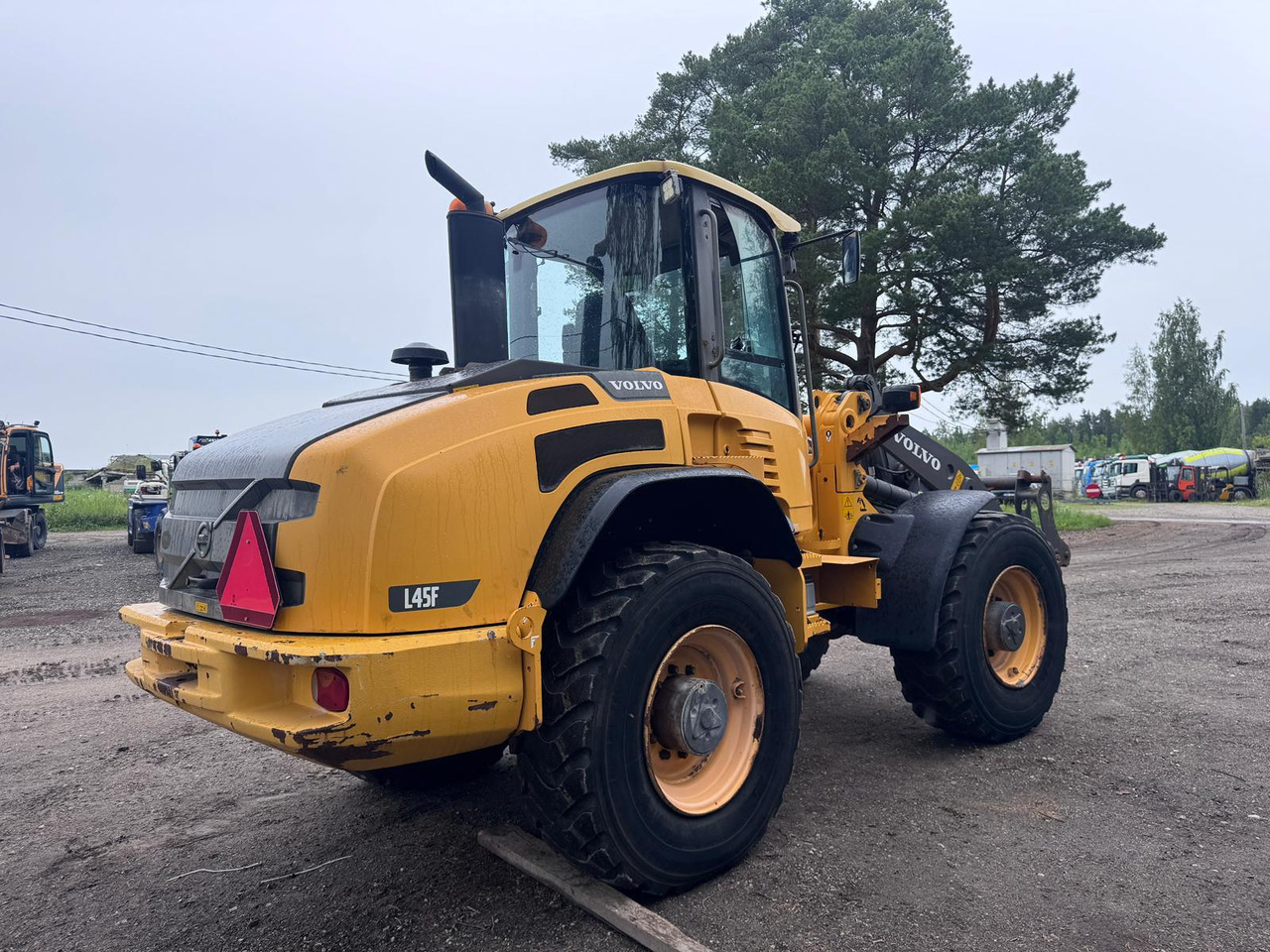 Volvo L45F-TP/S - 轮式装载机:图4 Volvo L45F-TP/S - 轮式装载机:图4