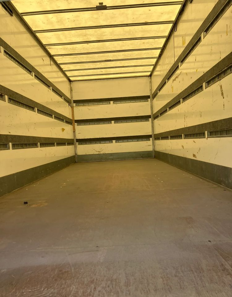 Renault Renault Midlum 220 dxi Kurierka kontener - 厢式卡车:图5 Renault Renault Midlum 220 dxi Kurierka kontener - 厢式卡车:图5