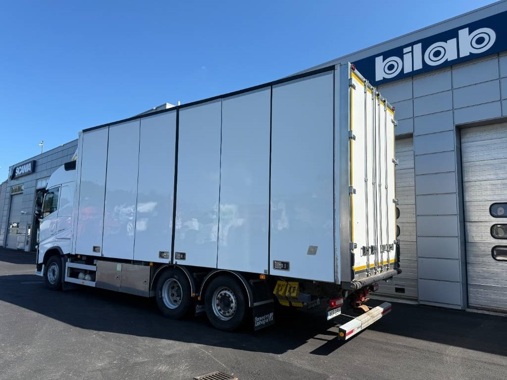 Volvo FH 540 6x2  - 厢式卡车:图5 Volvo FH 540 6x2  - 厢式卡车:图5