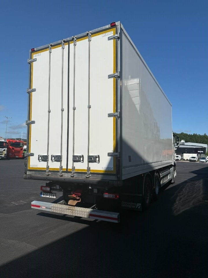 Volvo FH 540 6x2  - 厢式卡车:图4 Volvo FH 540 6x2  - 厢式卡车:图4