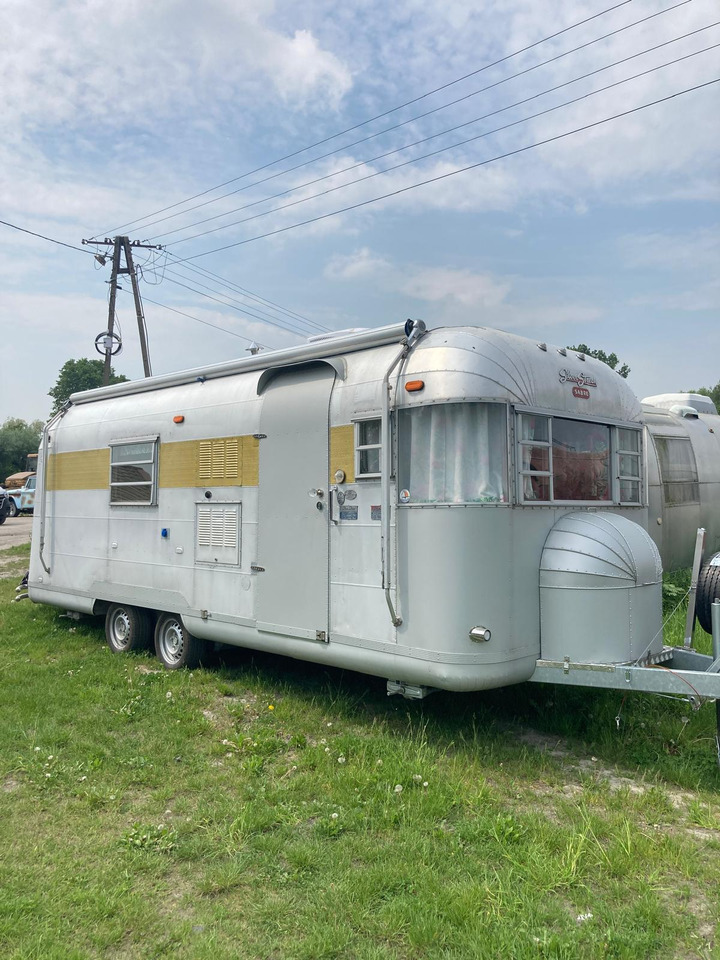 1968 Airstream Silver Streak 1968 Airstream Silver Streak – Fully Rebuilt Vintage Travel Trailer - 旅行拖车:图1 1968 Airstream Silver Streak 1968 Airstream Silver Streak – Fully Rebuilt Vintage Travel Trailer - 旅行拖车:图1