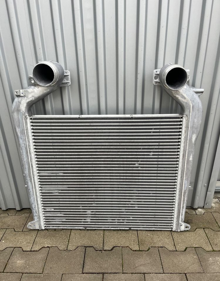 Chłodnica powietrza MAN TG3 TGX intercooler nowy model - 冷却系统 适用于 卡车:图2 Chłodnica powietrza MAN TG3 TGX intercooler nowy model - 冷却系统 适用于 卡车:图2