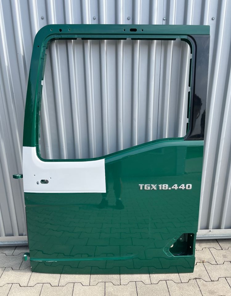 Drzwi lewe MAN TGX TG3 drzwi kierowcy nowy model - 车门及其零件 适用于 卡车:图1 Drzwi lewe MAN TGX TG3 drzwi kierowcy nowy model - 车门及其零件 适用于 卡车:图1
