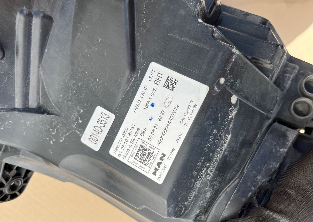 Lampa MAN TGL TGM TG3 reflektor RH nowy model - 灯光/ 照明 适用于 卡车:图3 Lampa MAN TGL TGM TG3 reflektor RH nowy model - 灯光/ 照明 适用于 卡车:图3