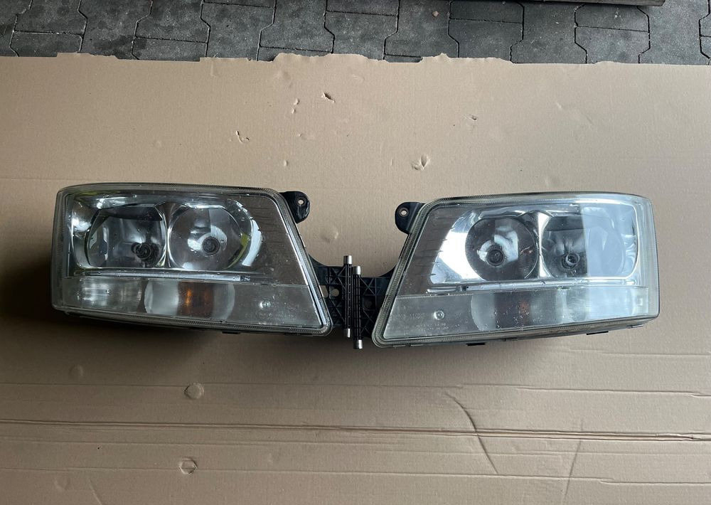 Lampy MAN TGX TGS euro 5 oryginał reflektor - 灯光/ 照明 适用于 卡车:图1 Lampy MAN TGX TGS euro 5 oryginał reflektor - 灯光/ 照明 适用于 卡车:图1