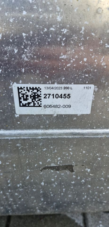 SCANIA R S ZBIORNIK PALIWA 200L NOWY - 燃料箱 适用于 卡车:图5 SCANIA R S ZBIORNIK PALIWA 200L NOWY - 燃料箱 适用于 卡车:图5