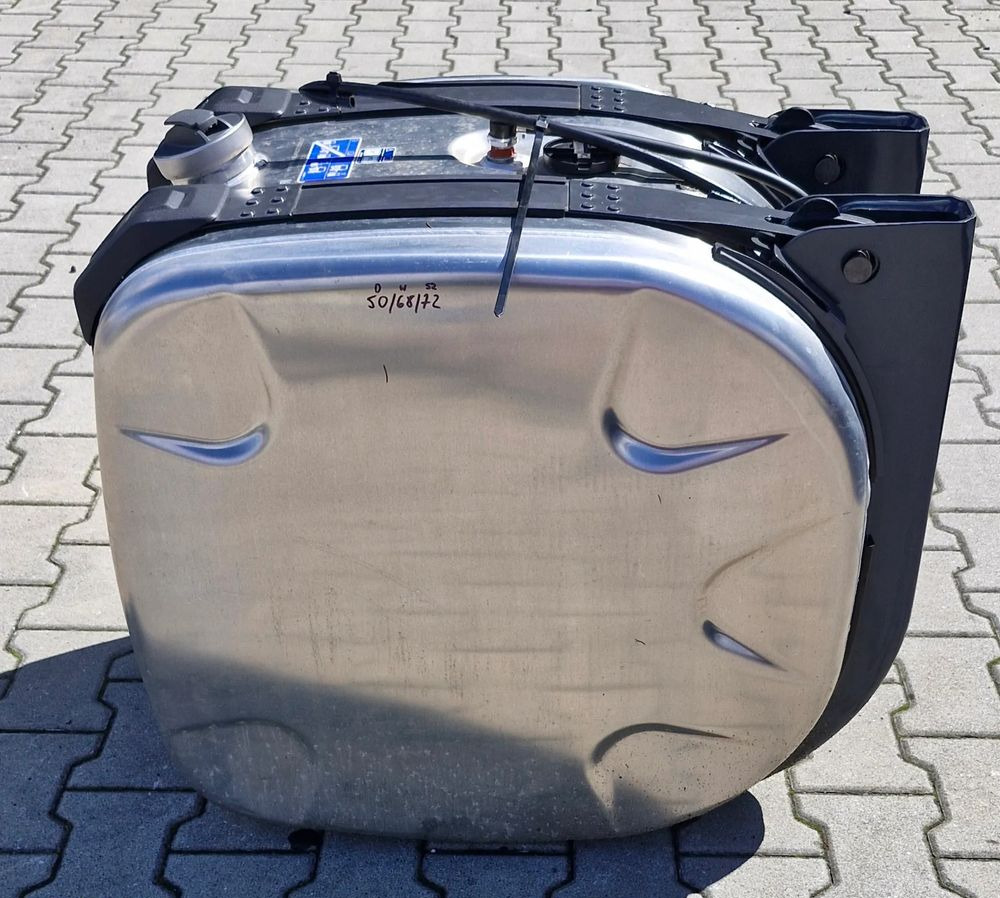 SCANIA R S ZBIORNIK PALIWA 220L NOWY - 燃料箱 适用于 卡车:图4 SCANIA R S ZBIORNIK PALIWA 220L NOWY - 燃料箱 适用于 卡车:图4