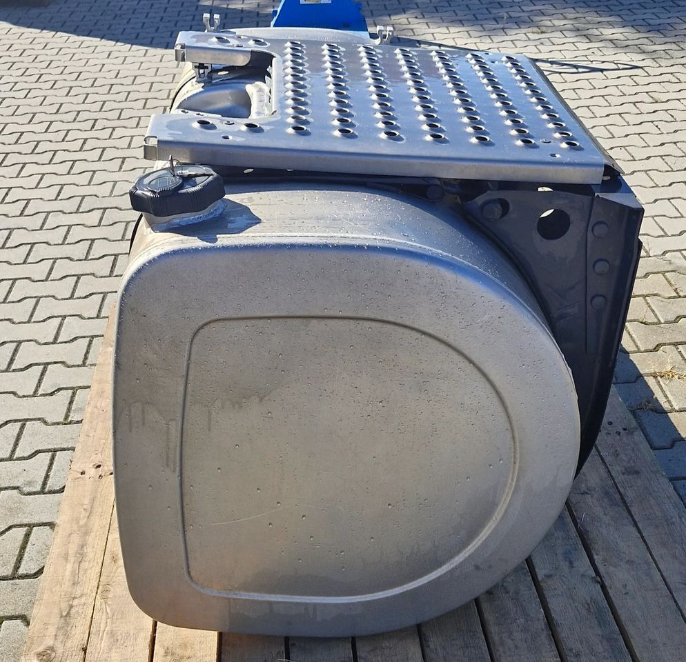 VOLVO FH4 FH5 RENAULT GAMA T ZBIORNIK PALIWA 480L - 燃料箱 适用于 卡车:图2 VOLVO FH4 FH5 RENAULT GAMA T ZBIORNIK PALIWA 480L - 燃料箱 适用于 卡车:图2