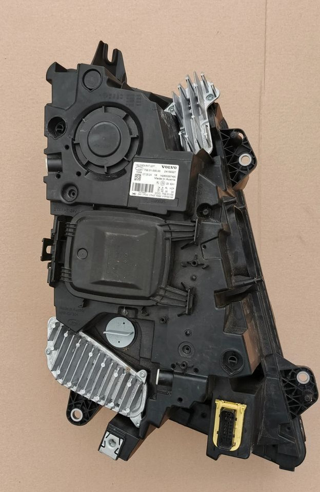 VOLVO FH4 LAMPA PRZEDNIA LEWA H7 2024r 24159327 - 前照灯 适用于 卡车:图2 VOLVO FH4 LAMPA PRZEDNIA LEWA H7 2024r 24159327 - 前照灯 适用于 卡车:图2