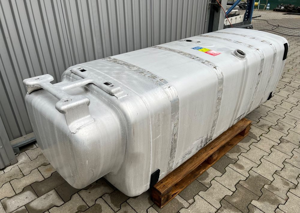 Zbiornik Scania 1000 litrów bak - 燃料箱 适用于 卡车:图5 Zbiornik Scania 1000 litrów bak - 燃料箱 适用于 卡车:图5