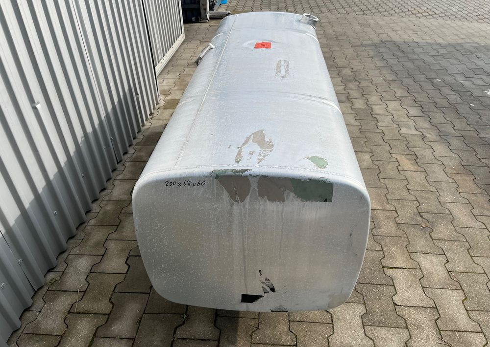 Zbiornik paliwa DAF XF CF 690 litrów bak - 燃料箱 适用于 卡车:图4 Zbiornik paliwa DAF XF CF 690 litrów bak - 燃料箱 适用于 卡车:图4