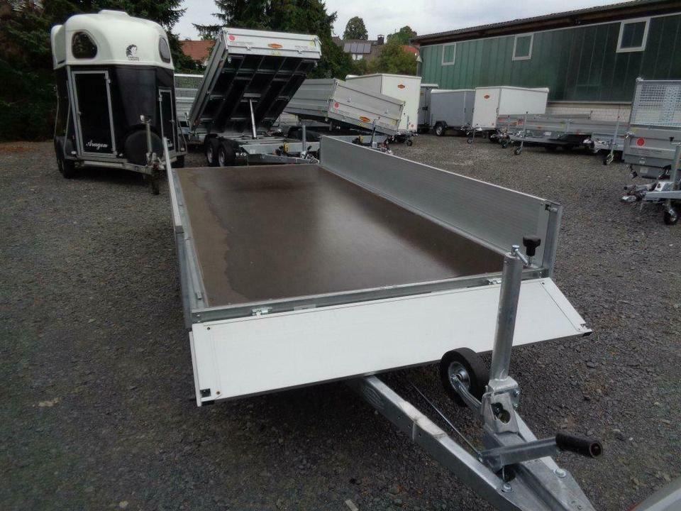 Böckmann PKW-Anhänger 2700 kg 13 Zoll-Räder Hochlader, sofort - 栏板式/ 平板拖车:图4 Böckmann PKW-Anhänger 2700 kg 13 Zoll-Räder Hochlader, sofort - 栏板式/ 平板拖车:图4
