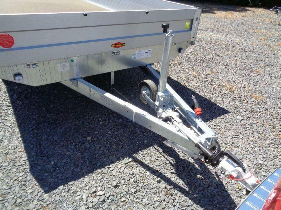 Böckmann PKW-Anhänger, 3,5 to, Hochlader, Profiausführung, 100 km - 栏板式/ 平板拖车:图2 Böckmann PKW-Anhänger, 3,5 to, Hochlader, Profiausführung, 100 km - 栏板式/ 平板拖车:图2