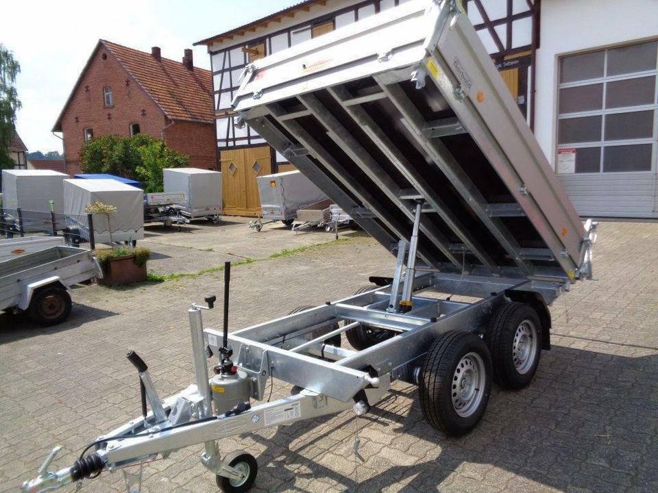 Böckmann PKW-Anhänger, Dreiseitenkipper, 2,7 to - 翻斗拖车:图2 Böckmann PKW-Anhänger, Dreiseitenkipper, 2,7 to - 翻斗拖车:图2