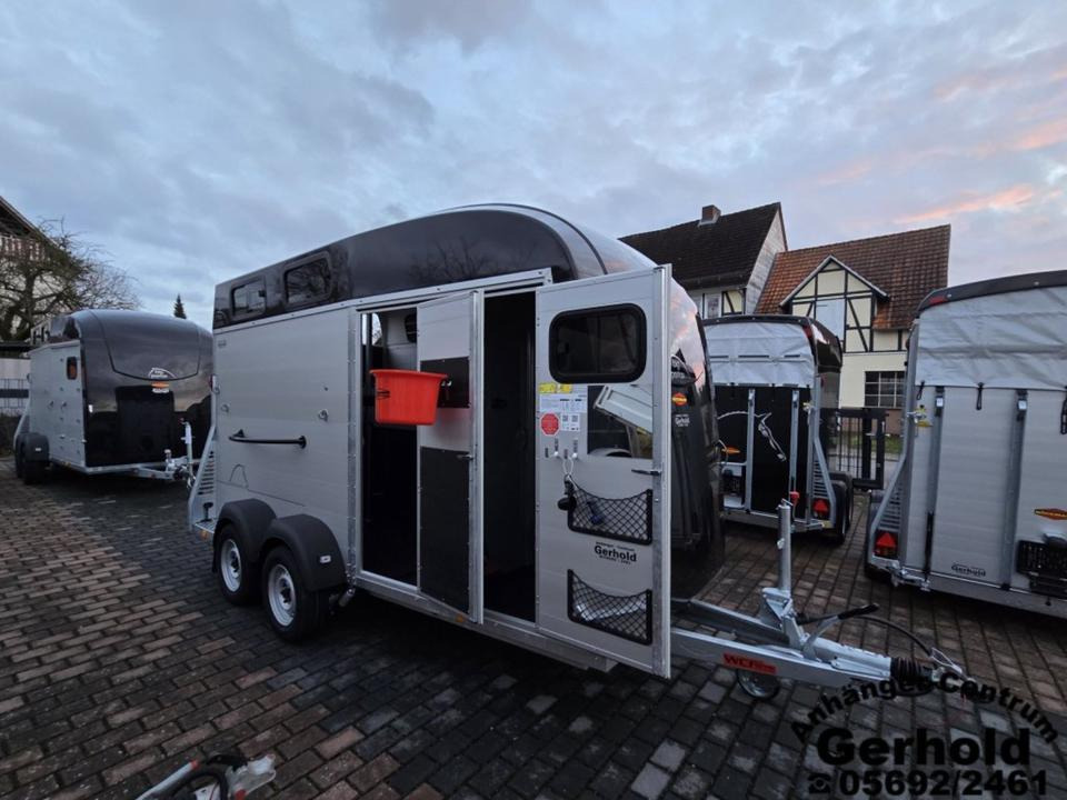 Böckmann Pferdeanhänger Big Portax WCF Vorb. Videokamera - 马拖车:图1 Böckmann Pferdeanhänger Big Portax WCF Vorb. Videokamera - 马拖车:图1