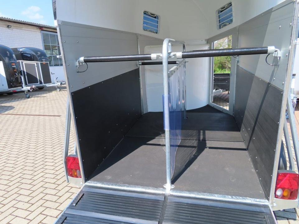 Böckmann Pferdeanhänger Champion Esprit ECO Sattelkammer - 马拖车:图3 Böckmann Pferdeanhänger Champion Esprit ECO Sattelkammer - 马拖车:图3