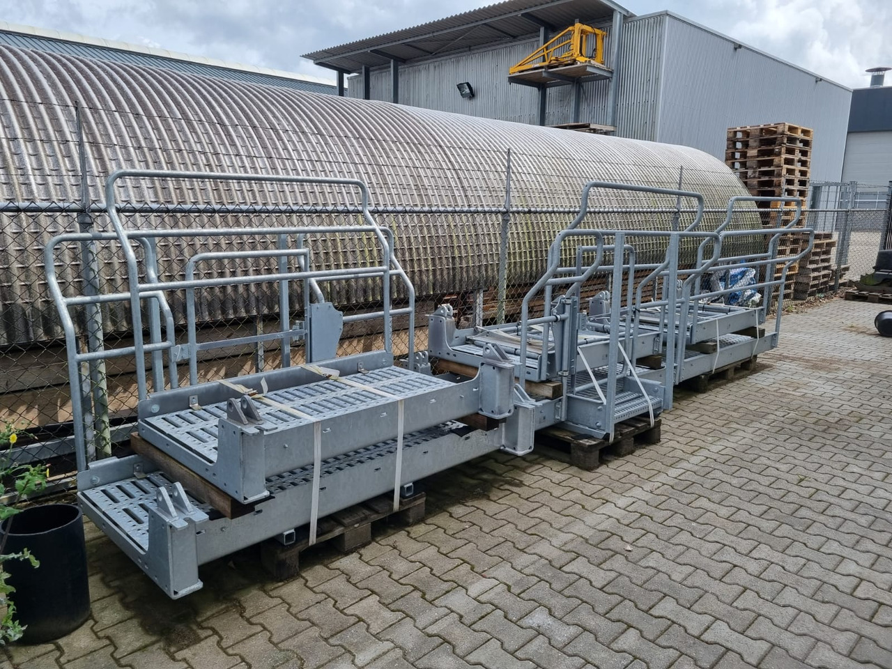 Sennebogen 840 E series complete gallery set new - 框架/ 底盘 适用于 垃圾/ 工业叉装车:图1 Sennebogen 840 E series complete gallery set new - 框架/ 底盘 适用于 垃圾/ 工业叉装车:图1