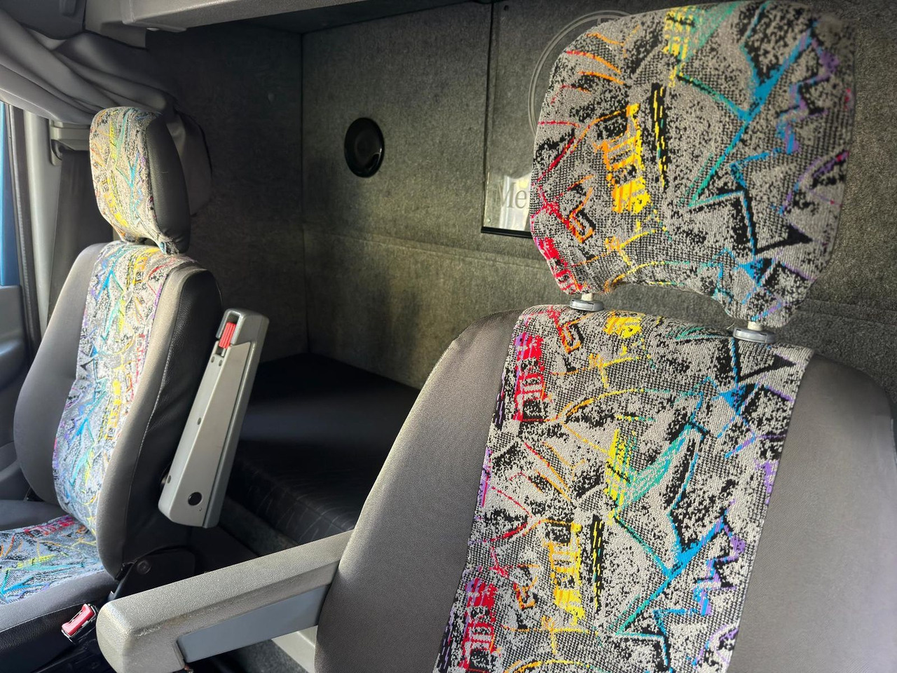自动转运卡车 Mercedes-Benz Sprinter 2.7 CDI ABSCHLEPPWAGEN SCHLAFKABINE：图14