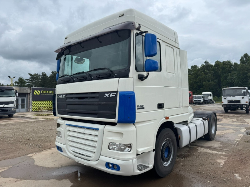DAF 105 XF 460 Space Cab (MANUAL GEARBOX / BOITE MANUELLE / PERFECT) - 牵引车:图1 DAF 105 XF 460 Space Cab (MANUAL GEARBOX / BOITE MANUELLE / PERFECT) - 牵引车:图1