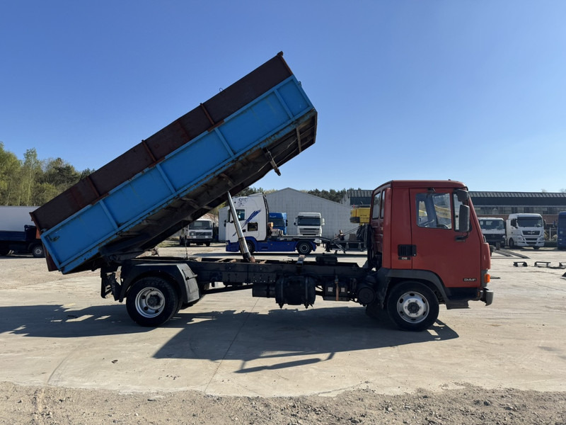 DAF 45 ATI 160 (FULL STEEL SUSPENSION / MANUAL PUMP / EURO 2) - 翻斗车:图4 DAF 45 ATI 160 (FULL STEEL SUSPENSION / MANUAL PUMP / EURO 2) - 翻斗车:图4