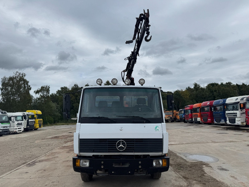 Mercedes-Benz SK 917 (STEEL SUSPENSION / PARLFINGER CRANE / AUXILIARY / 6 CYLINDER WITH MANUAL PUMP) - 翻斗车, 起重车:图2 Mercedes-Benz SK 917 (STEEL SUSPENSION / PARLFINGER CRANE / AUXILIARY / 6 CYLINDER WITH MANUAL PUMP) - 翻斗车, 起重车:图2