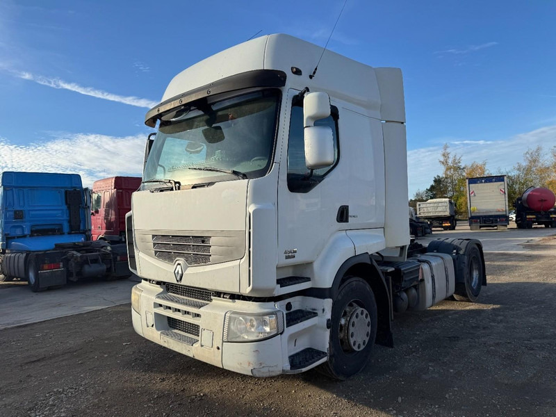 Renault Premium 450 DXI (MANUAL GEARBOX / BOITE MANUELLE) - 牵引车:图1 Renault Premium 450 DXI (MANUAL GEARBOX / BOITE MANUELLE) - 牵引车:图1