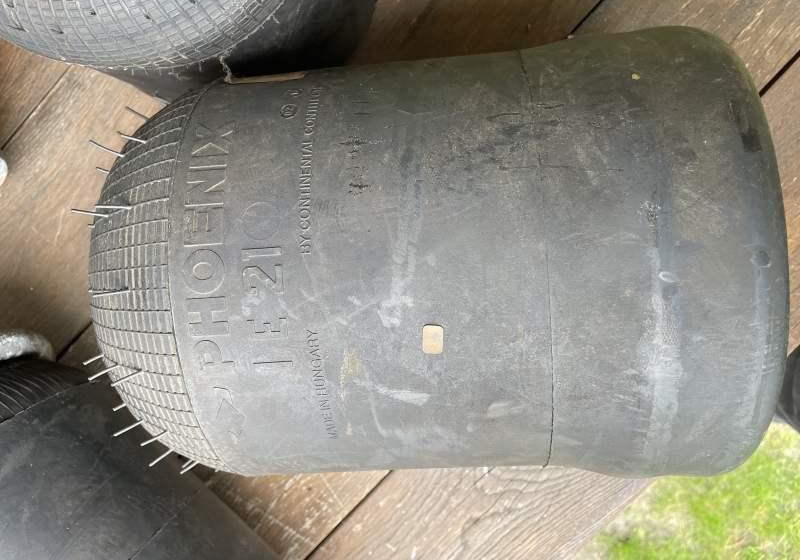 Mercedes-Benz Tourimo - 空气悬架 适用于 巴士:图2 Mercedes-Benz Tourimo - 空气悬架 适用于 巴士:图2