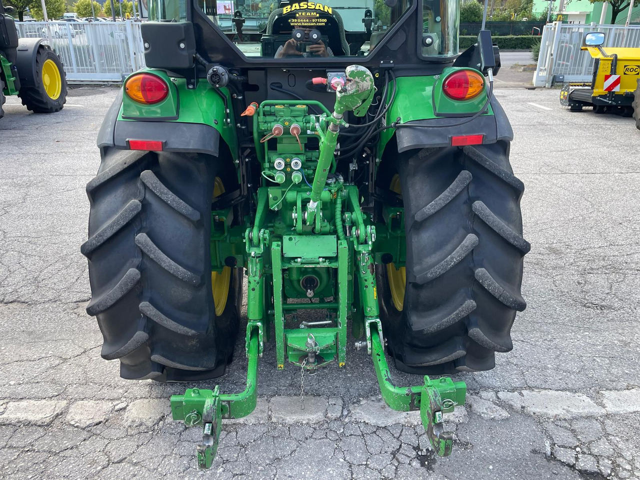 JOHN DEERE 5090 GF - 拖拉机:图3 JOHN DEERE 5090 GF - 拖拉机:图3
