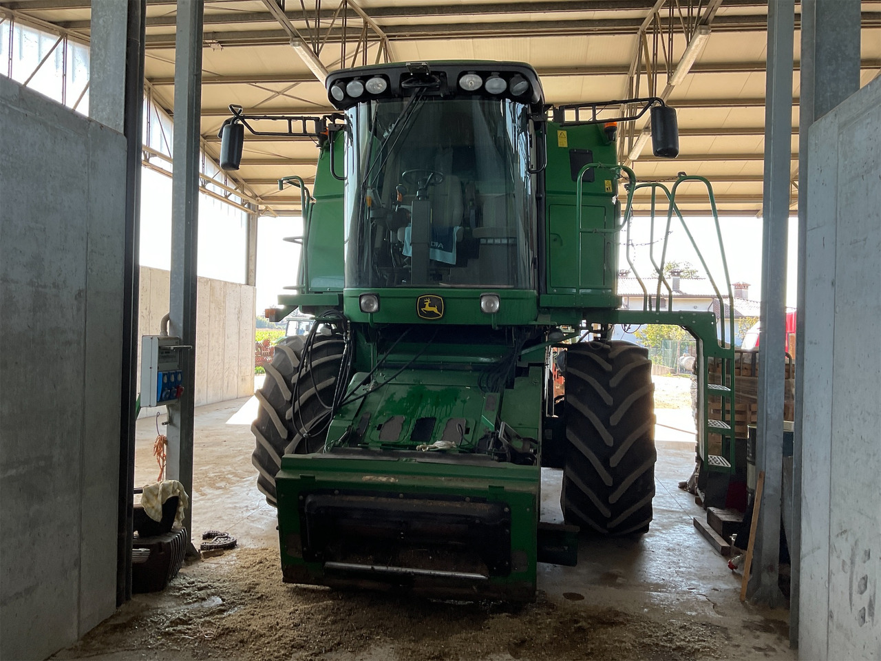 JOHN DEERE MIETITREBBIA S 560 - 联合收割机:图5 JOHN DEERE MIETITREBBIA S 560 - 联合收割机:图5