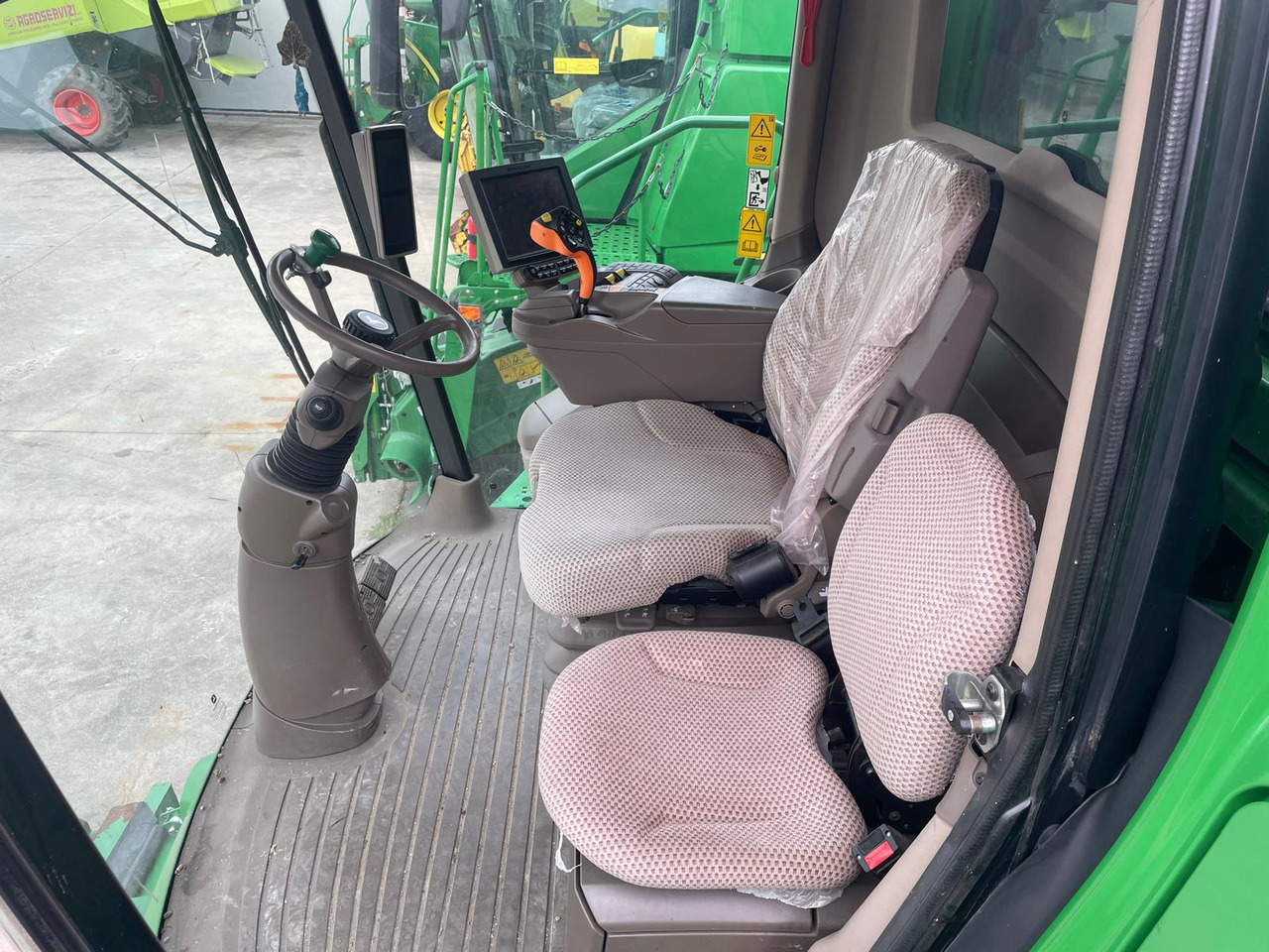 JOHN DEERE MIETITREBBIA S 780 - 联合收割机:图3 JOHN DEERE MIETITREBBIA S 780 - 联合收割机:图3