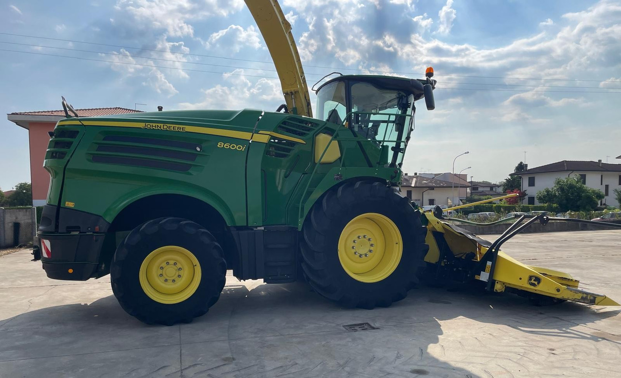 JOHN DEERE TRINCIA 8600i - 饲料收割机:图5 JOHN DEERE TRINCIA 8600i - 饲料收割机:图5