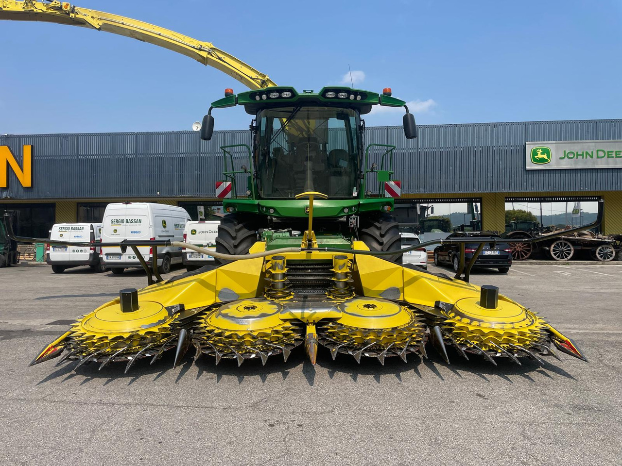 JOHN DEERE TRINCIA 9700i - 饲料收割机:图2 JOHN DEERE TRINCIA 9700i - 饲料收割机:图2