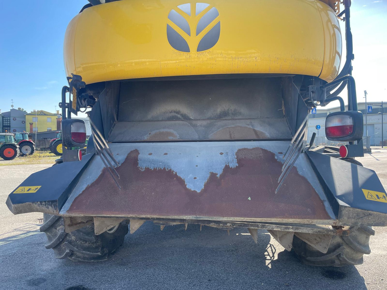 NEW HOLLAND MIETITREBBIA CR 9.90 - 联合收割机:图5 NEW HOLLAND MIETITREBBIA CR 9.90 - 联合收割机:图5