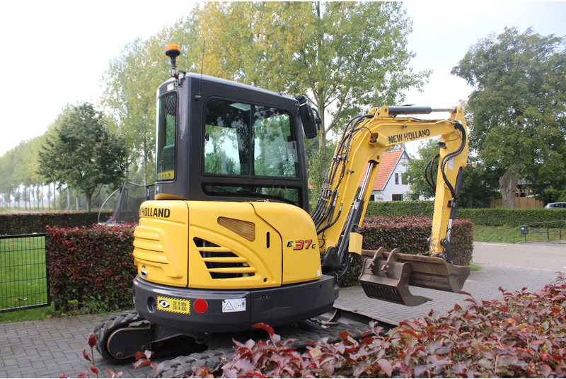 New Holland E37C - 小型起重机:图3 New Holland E37C - 小型起重机:图3
