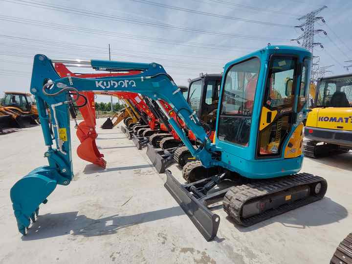 2Ton Used Micro Excavator High Quality Second-hand Diggers Used Excavators Kubota U25 Excavator for Sale - 挖掘机:图4 2Ton Used Micro Excavator High Quality Second-hand Diggers Used Excavators Kubota U25 Excavator for Sale - 挖掘机:图4