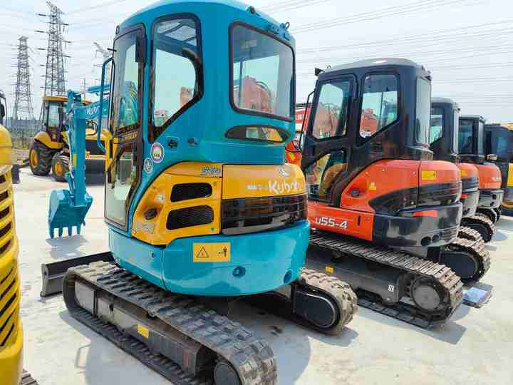 2Ton Used Micro Excavator High Quality Second-hand Diggers Used Excavators Kubota U25 Excavator for Sale - 挖掘机:图3 2Ton Used Micro Excavator High Quality Second-hand Diggers Used Excavators Kubota U25 Excavator for Sale - 挖掘机:图3
