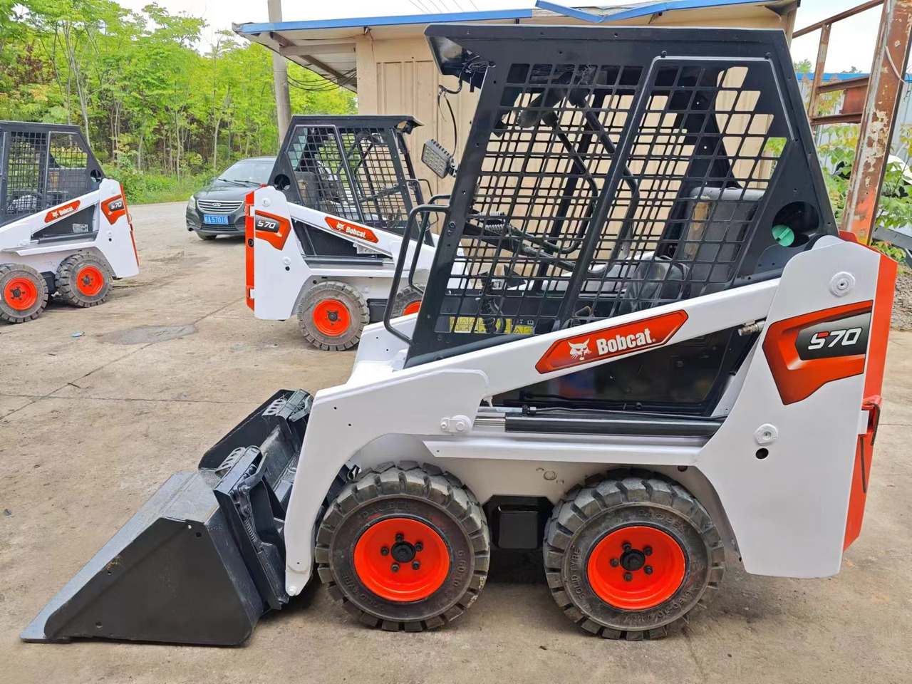 BOBCAT S70 - 滑移装载机:图1 BOBCAT S70 - 滑移装载机:图1