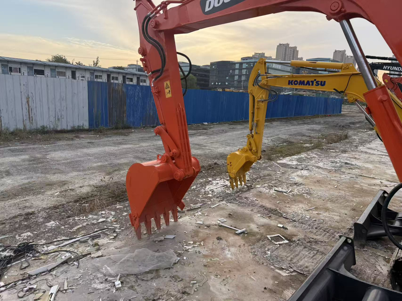 DOOSAN Used large Doosan DX60 excavators, original DX60 used excavators, 6-ton DX60 hydraulic excavators, best-selling at low prices. - 小型挖掘机:图5 DOOSAN Used large Doosan DX60 excavators, original DX60 used excavators, 6-ton DX60 hydraulic excavators, best-selling at low prices. - 小型挖掘机:图5
