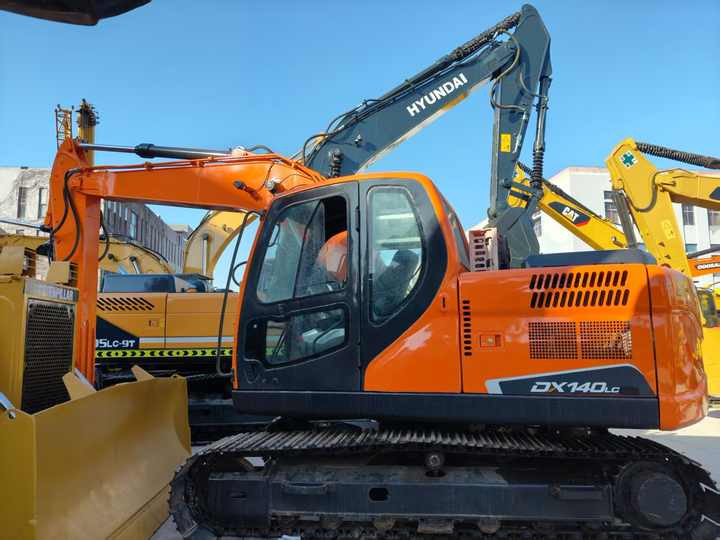Excellent Condition Korea Brand Dooan Dx140 Excavator in Stock Used Doosan Dx140 225 300 Excavator Low Working Hours on Sale - 挖掘机:图5 Excellent Condition Korea Brand Dooan Dx140 Excavator in Stock Used Doosan Dx140 225 300 Excavator Low Working Hours on Sale - 挖掘机:图5