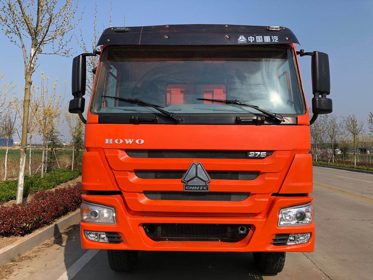 Howo 371HP(8*4) - 翻斗车:图5 Howo 371HP(8*4) - 翻斗车:图5