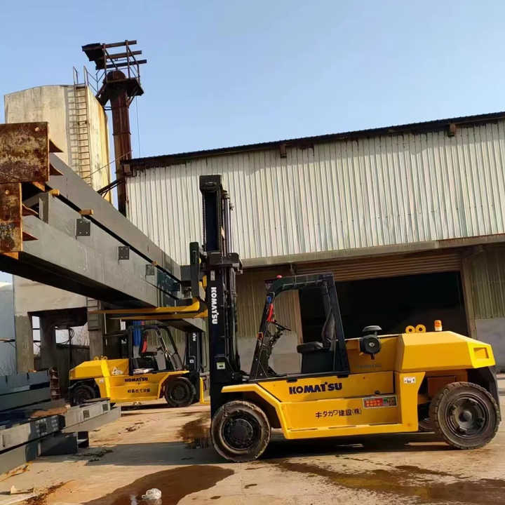 Top Komastu Brand Sale Diesel Forklift 15 Ton Forklift Truck Diesel China - 柴油叉车:图1 Top Komastu Brand Sale Diesel Forklift 15 Ton Forklift Truck Diesel China - 柴油叉车:图1