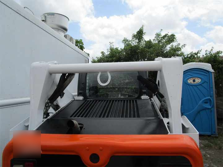 滑移装载机 Used Bobcat T590 Used Skid Steer Loader with Good Condition for Sale S160 S185 S300 S330 T590 3T 4T 5T 2T [ Copy ] [ Copy ] [ Copy ] [ Copy ]：图6