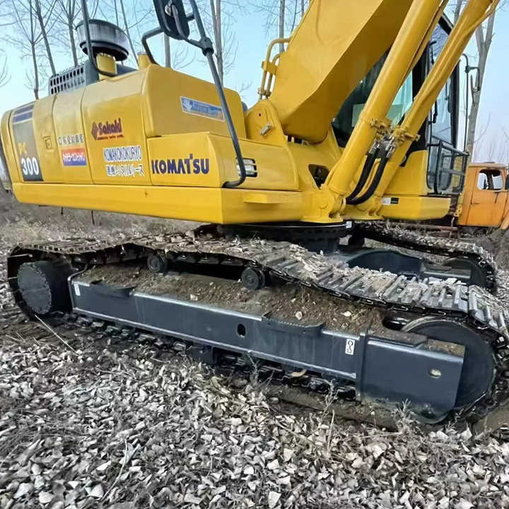 Used Good Quality Japan Original PC300-7 in Good Condition PC300-7 Komatsu - 履带式挖掘机:图2 Used Good Quality Japan Original PC300-7 in Good Condition PC300-7 Komatsu - 履带式挖掘机:图2
